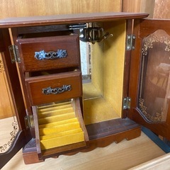 無料！アンティーク！ジュエリーケースの画像