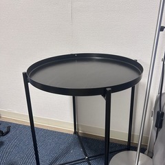 インテリア家具を売っています！