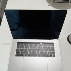 Apple MacBook Pro 2018 15インチ/256...