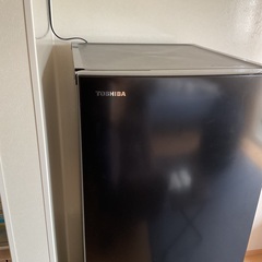 ⭐️7月20日限定【2021年製】東芝153L冷蔵庫　ブラックの画像
