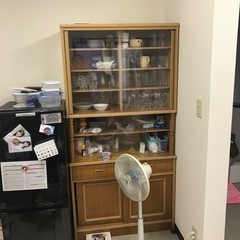 食器棚の画像