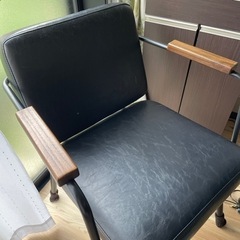 ダイニングチェア（LOWYA）の画像