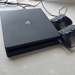 プレイステーション4本体の画像