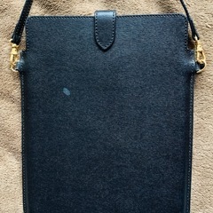FENDI Black Saffiano iPad cover sacoche フェンディ iPad専用 サコッシュ ブラック サフィアノ iPad カバーの画像