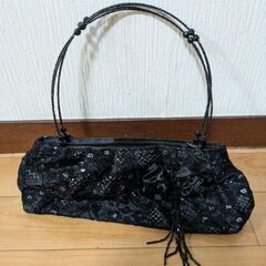 ハンドバック　黒の画像