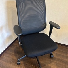 Vitra ヴィトラ　デスクチェア　肘付きの画像