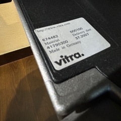 Vitra ヴィトラ　デスクチェア　肘付きの画像