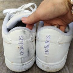 adidas・スニーカー・26cmの画像