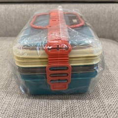 ランチボックス　ピクニック　お弁当箱
の画像