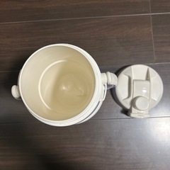 ピーコック1.9L水筒の画像