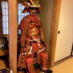 真田氏家紋（六文銭）鎧、兜　　　赤糸威赤鎧二枚胴具足の画像
