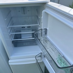 三菱電機 冷蔵庫 小型タイプ 幅48cm 146L 2ドア フルフラット天板 MR-P15H-Wの画像