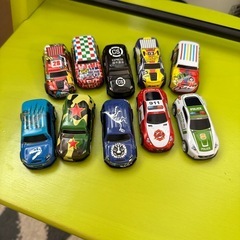 あげます。ミニカー。