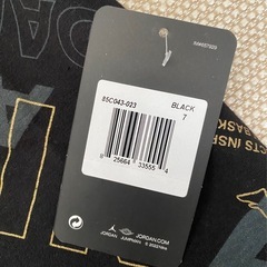 【新品】JORDAN キッズ Tシャツ 半袖 120cm ブラックの画像