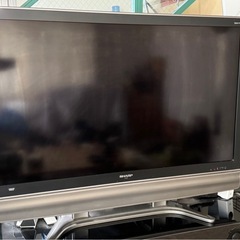 シャープAQUOS 52型テレビ