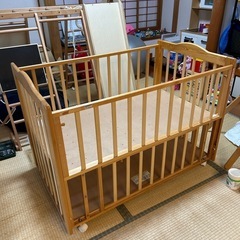 ベビーベッド 120cm　カトージ 収納付き （おまけ：カリブチェア）