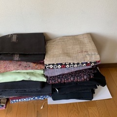 着物　まとめ売り　まとめて　大量　羽織　帯　KIMONO 生地 リメイク 布　の画像