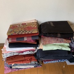 着物　まとめ売り　まとめて　大量　羽織　帯　KIMONO 生地 リメイク 布　の画像