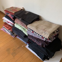 着物　まとめ売り　まとめて　大量　羽織　帯　KIMONO 生地 リメイク 布　の画像