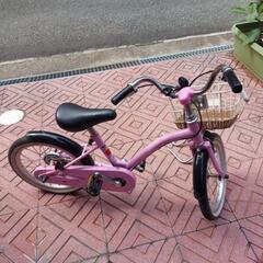 16インチ 子ども（女の子）用自転車 補助輪付き