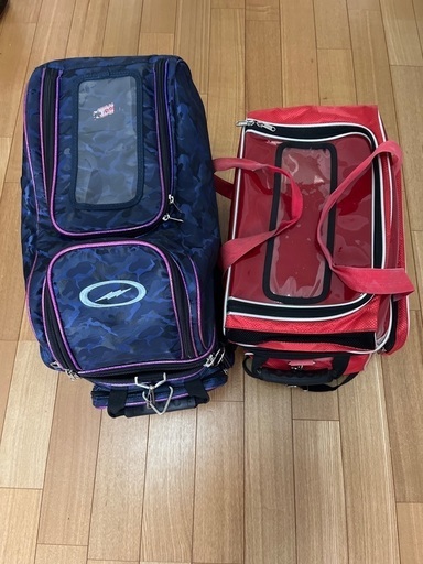 ボウリング用品一式（ボール、バッグ、小物）