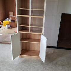 さしあげます　本棚　食器棚の画像