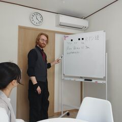 🌍外国の先生と話そう♪　世界のコトバを学べる、神戸の小さな語学教室。👨‍👩‍👧の画像