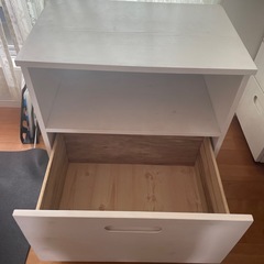 棚　キャスター付きの画像