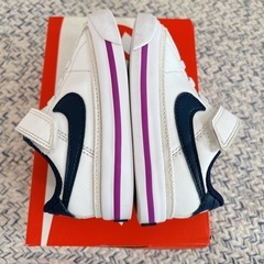 NIKE ナイキ　コートレガシーの画像