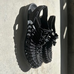 【keen】レディース サンダル 24cm
の画像