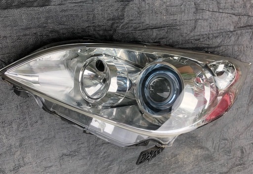 ホンダ　ステップワゴンRG  ヘッドライト部品