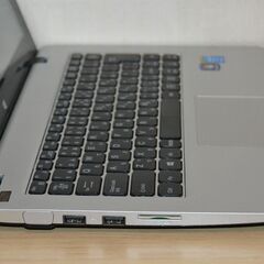 ◇格安！　ノートパソコン #210　第4世代　A4サイズ　軽量/薄型 Win11　新規インストール-//認証済み！　ACアダプタ付属!!  の画像