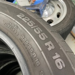 225/55R16 コンチネンタルタイヤの画像