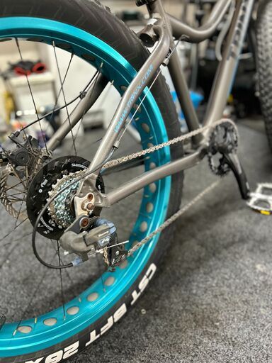 【整備済みリユースMTB】ド迫力の極太タイヤ！TRINX / FAT BIKE