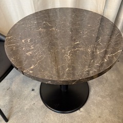 【超美品/大理石風カフェテーブルセット/配達可】の画像