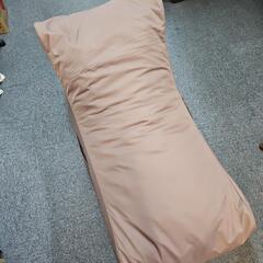 屋外 室内 防水 ソファ キャンプ 車中泊 クッション カバー付きの画像