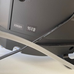 最終値下げ！2016年式　液晶テレビ　美品　リモコン付　TOSHIBA 32Vの画像