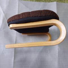 ぎっくり腰用座椅子の画像