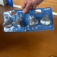 予備の電球4こ付き💡IKEA スポットライトバー 3灯 グレー系／現状お渡しの画像