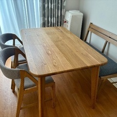 ダイニングセット(4人用)