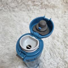 ZOJIRUSHIステンレス水筒の画像