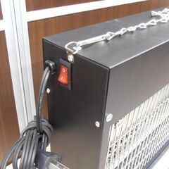 ニコー 光センサー付き 電撃殺虫器 NCS-2200S バタン虫 100V(50-60Hz) 害虫駆除 虫よけ 苫小牧西店の画像