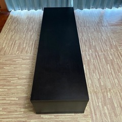 テレビボードの画像