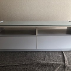 50V型テレビに対応したシンプルテレビボード 