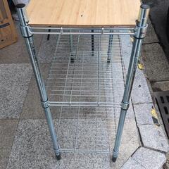 【売切れました！】 IKEA シェルフ キッチン収納 レンジ台 ラック 棚 の画像