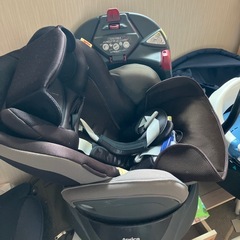 お話中　aprica チャイルドシート　360度　フルフラットの画像