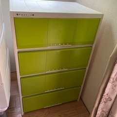 プラ製4段チェスト