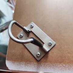職業用ミシンの補助テーブルの画像
