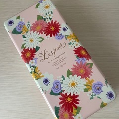 空き缶　花柄