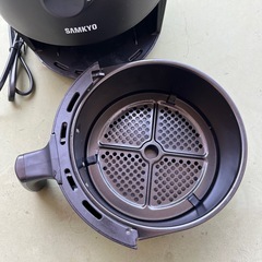 【中古美品】SAMKYO エアフライヤー 数回使用のみの画像